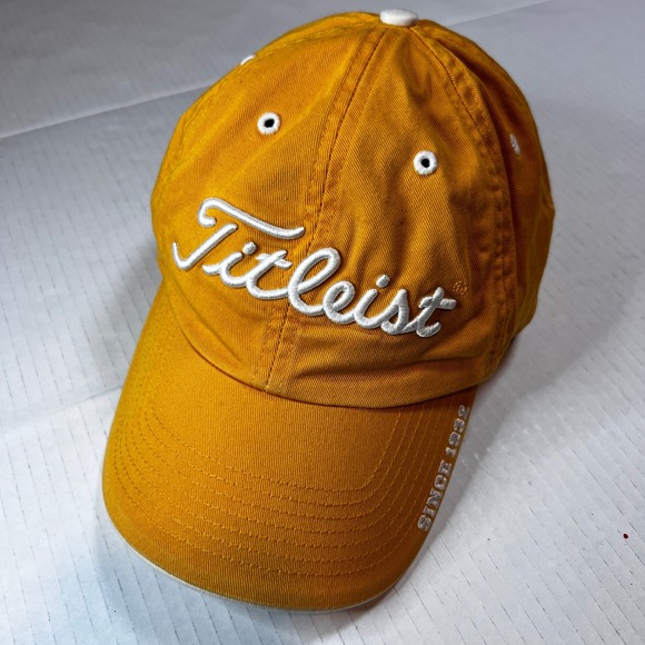 Titleist‎ Golf Hat Cap Since 1932 Embroidered Logo Adjustable Strapback - Picture 1 of 7